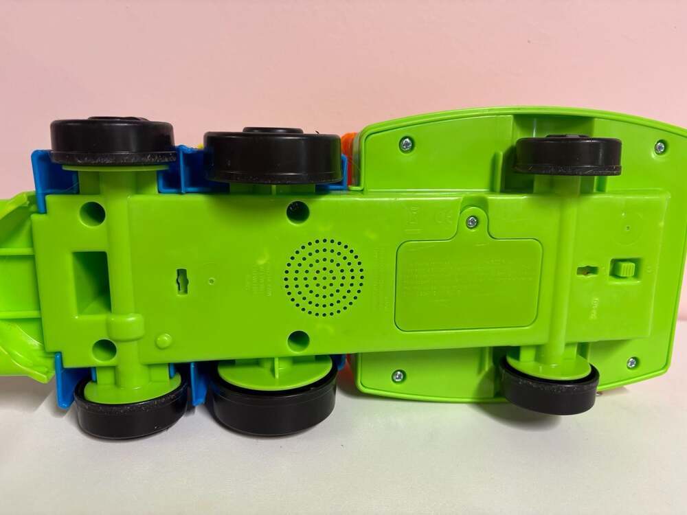 Fisher-Price Little People Choo-Choo Zoo Musical Safari Train Vehicle - Picture 4 of 5